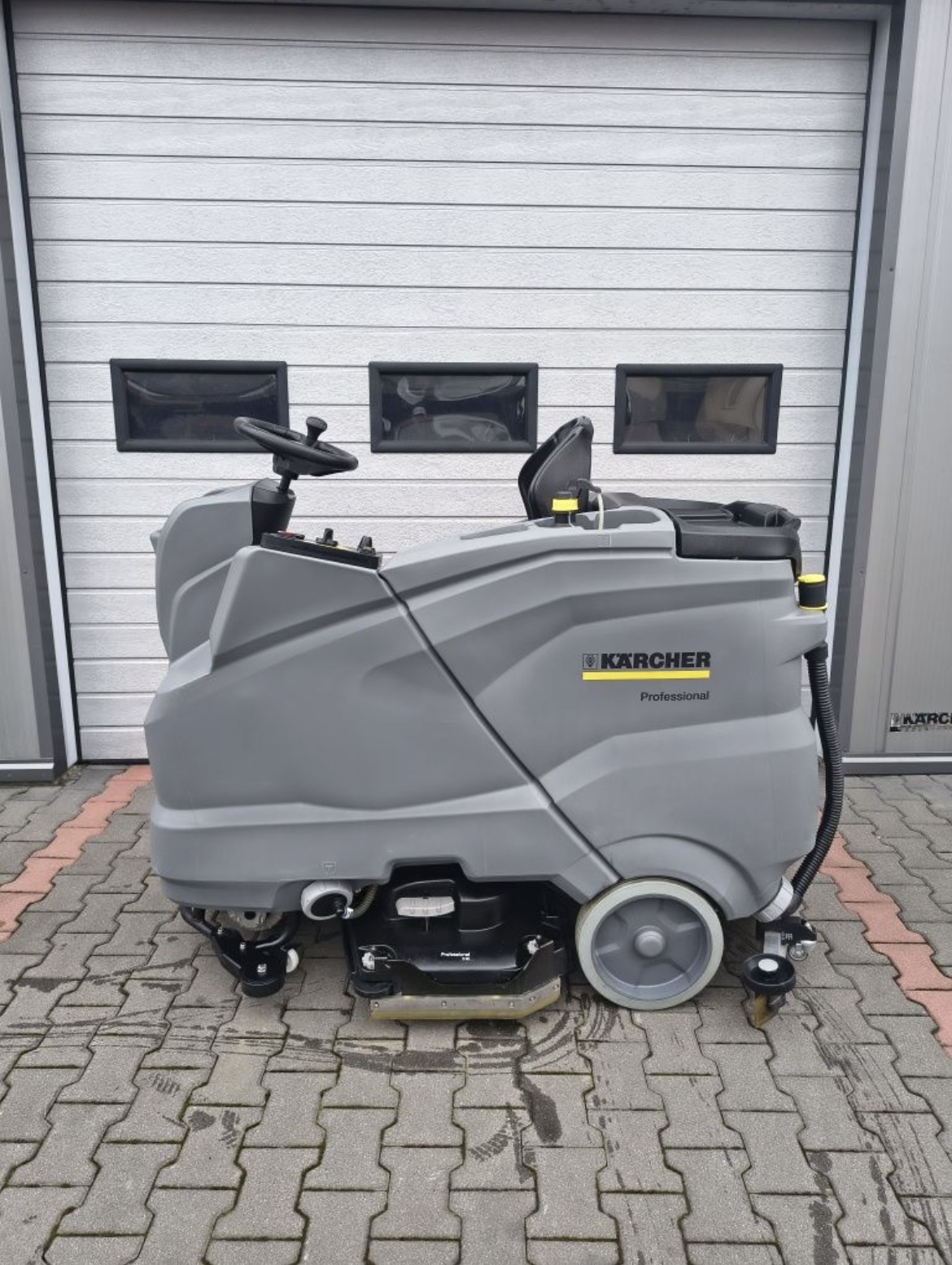 Szorowarka Karcher B 150 R - obrazek 2