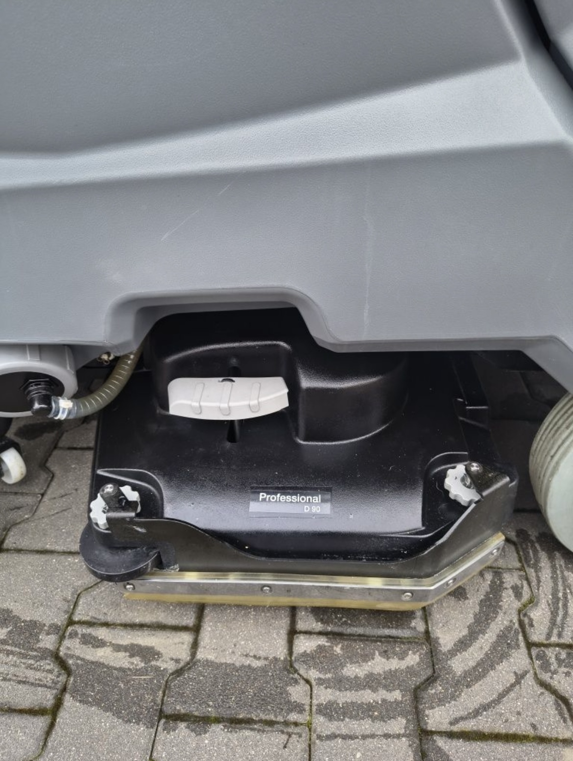 Szorowarka Karcher B 150 R - obrazek 8