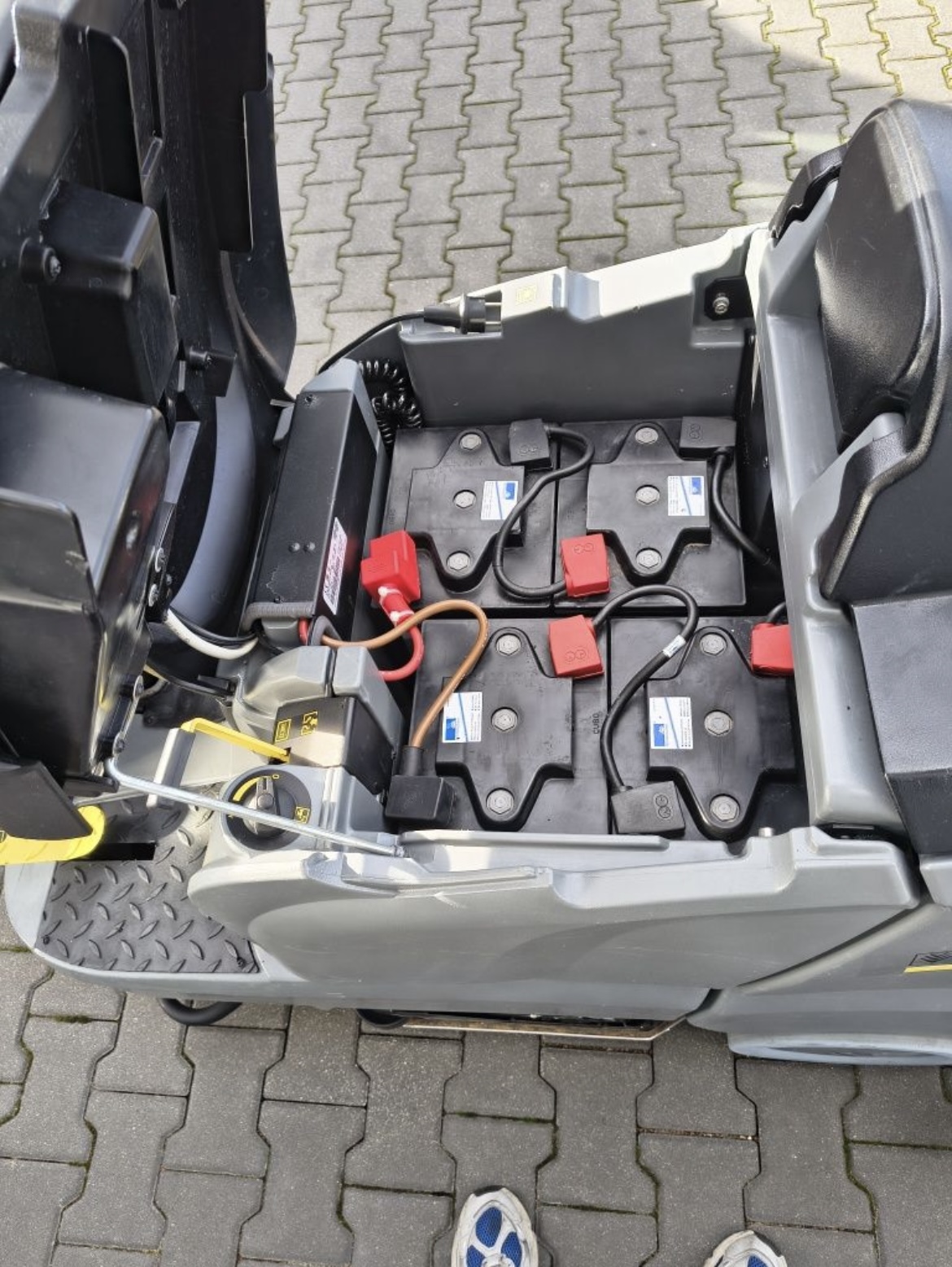 Szorowarka Karcher B 90 R - obrazek 4